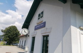 Bahnhof Bad Fischau-Brunn, © Wiener Alpen Bahnhof Bad Fischau-Brunn, © Wiener Alpen