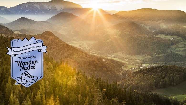 Panorama Schneebergland mit Logo von digitaler Wandernadel Summit Lynx 