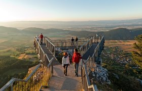 Ausblick vom Skywalk, &copy; &copy; Wiener Alpen in N&Ouml; Tourismus GmbH, Foto: Franz Zwickl