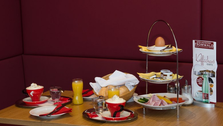Frühstück im Hubertushof genießen, © Fotografin: Eva Heindl