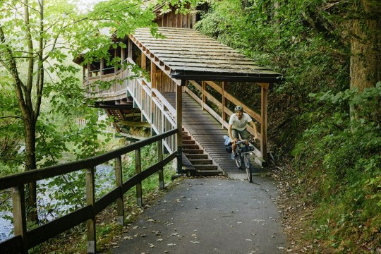 Unterwegs am Piestingtal-Radweg, © Wiener Alpen/Philipp Schönauer