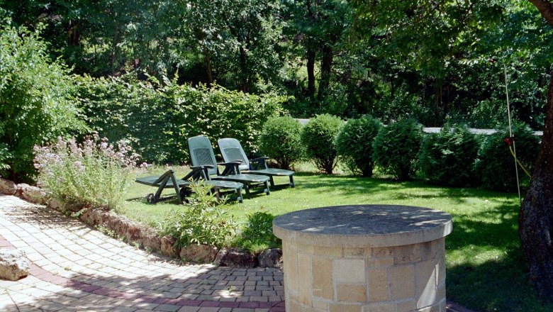 Garten: Liegewiese, © Haus Lenz